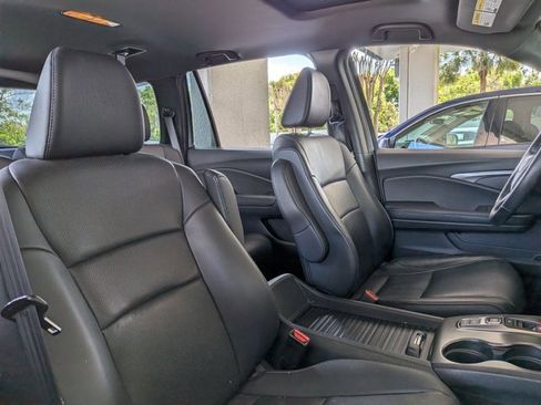 Used 2023 Honda Passport EX-L image 17