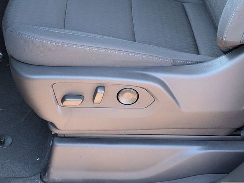 New 2026 GMC Sierra 1500 SLE image 27