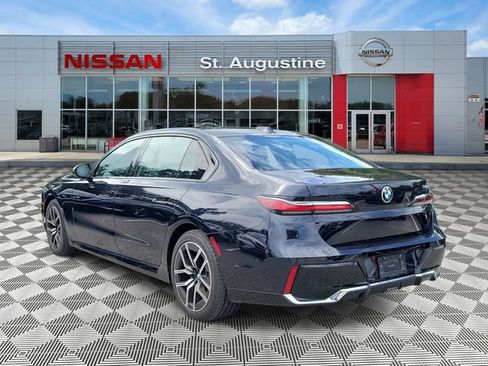 Used 2025 BMW 740i RWD image 4
