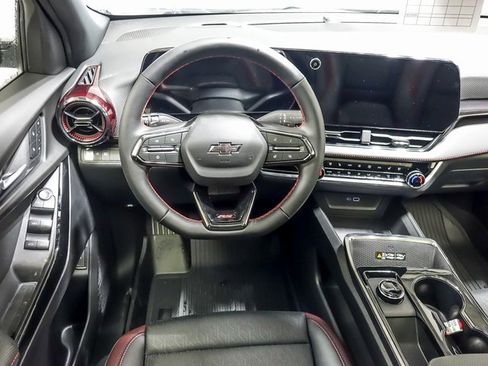 New 2026 Chevrolet Equinox RS image 14