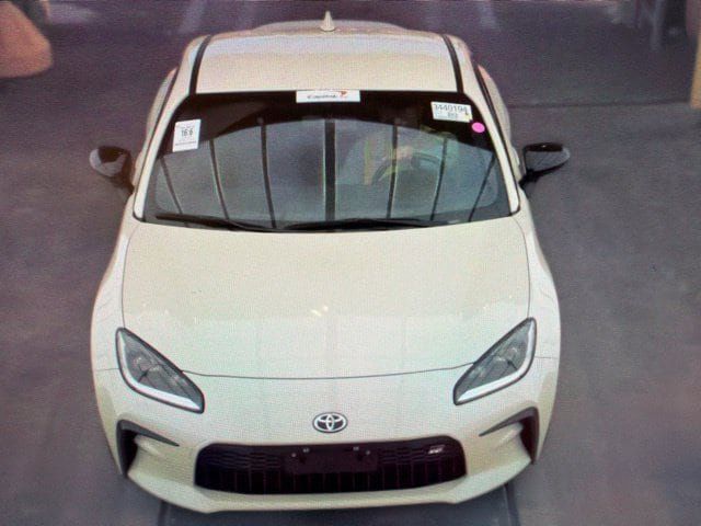 Used 2024 Toyota GR86 RWD image 14