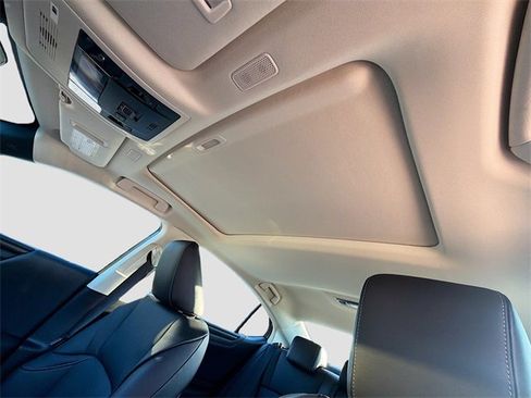 New 2025 Lexus ES 350 w/ Premium Package image 27