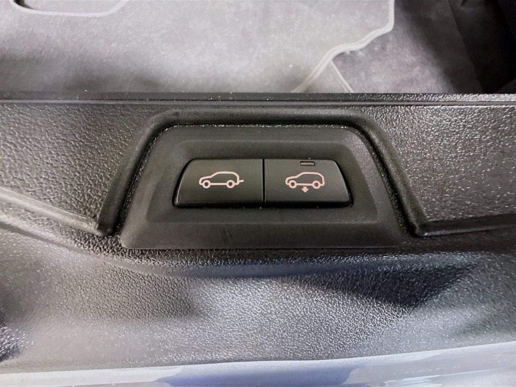 Used 2025 BMW X7 xDrive40i AWD/4WD image 44