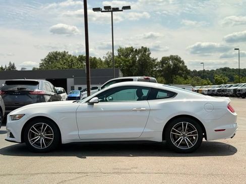 Certified 2017 Ford Mustang Coupe RWD image 33