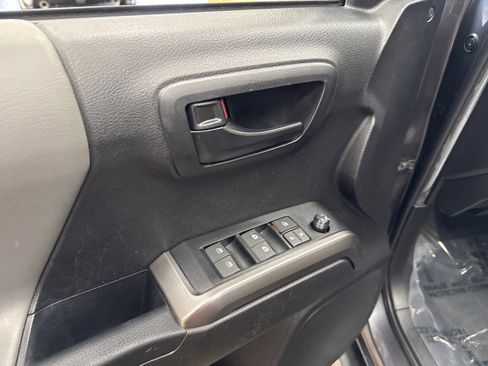 Used 2023 Toyota Tacoma SR5 image 24