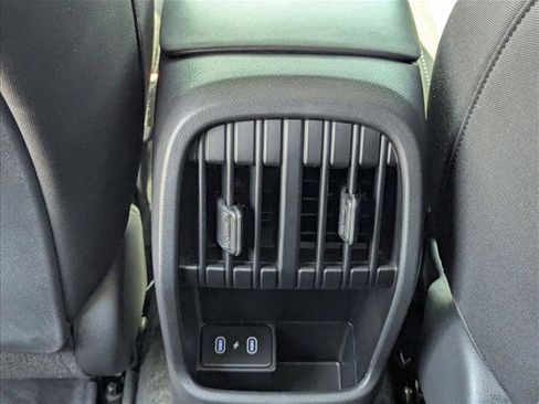 Used 2024 Hyundai Kona SEL w/ Convenience Package FWD image 17
