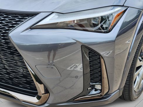 New 2026 Lexus UX 300h FWD image 20