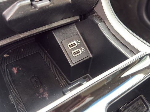 Used 2020 Ford Edge SEL w/ Convenience Package image 28