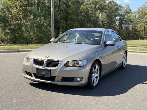 Used 2008 BMW 328i Convertible image 3
