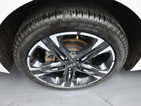 Used 2023 Kia K5 GT-Line w/ GT-Line Premium Package image 12