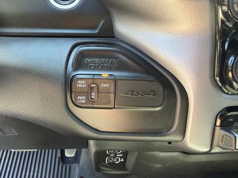 Used 2022 RAM 2500 Big Horn w/ Level A Equipment Group AWD/4WD image 30