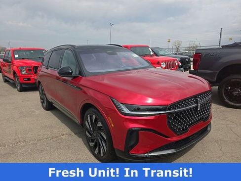 Used 2024 Lincoln Nautilus Reserve w/ Equipment Group 203A image 4