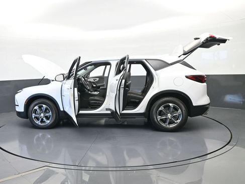 Used 2024 Chevrolet Blazer LT image 72