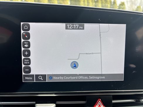 Used 2024 Hyundai Elantra SEL w/ Convenience Package image 28