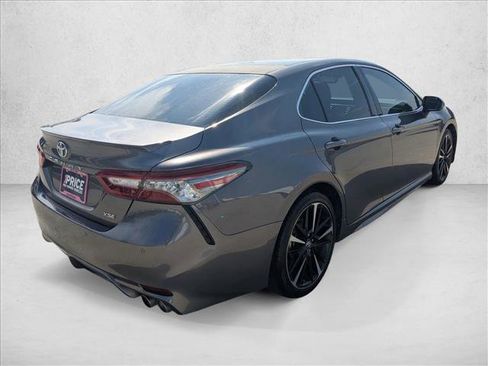 Used 2018 Toyota Camry XSE FWD image 5