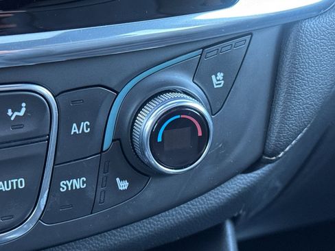 Used 2022 Chevrolet Traverse High Country image 30