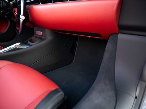 Used 2025 McLaren Artura Spider image 59