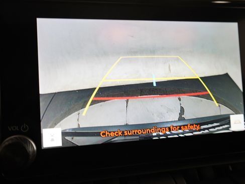 Used 2024 Toyota RAV4 XLE image 29