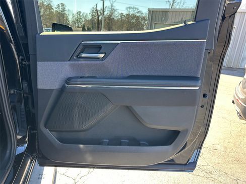 New 2026 GMC Sierra EV Elevation image 17