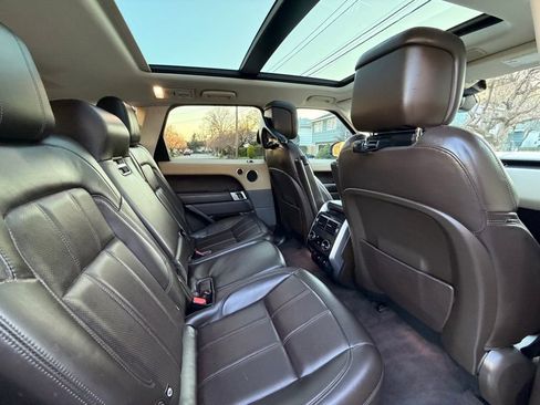 Used 2020 Land Rover Range Rover Sport HSE AWD/4WD image 22