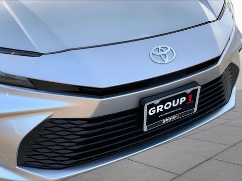 Used 2025 Toyota Camry LE FWD image 29