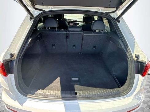 Used 2021 Audi Q3 2.0T Premium image 29