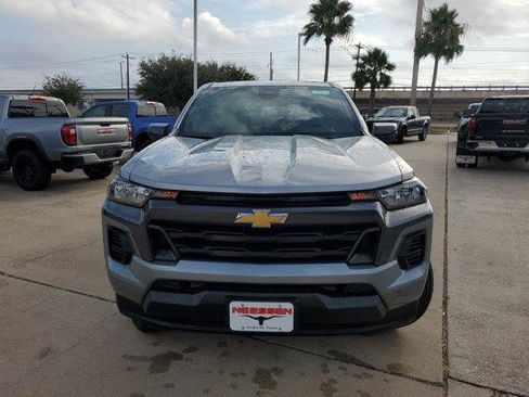 New 2026 Chevrolet Colorado LT image 2