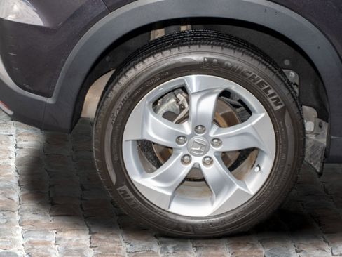 Used 2016 Honda HR-V LX image 39