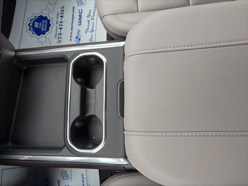 New 2026 GMC Sierra 2500 SLT w/ SLT Premium Package image 24