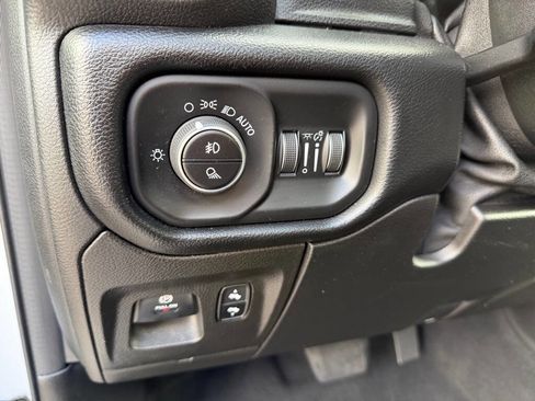 Used 2019 RAM 1500 Sport w/ Alpine Leather & Sound Group image 17