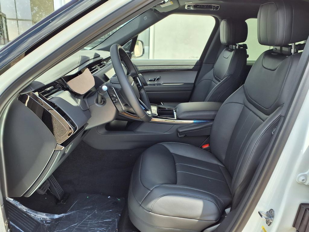 New 2026 Land Rover Range Rover Sport SE AWD/4WD image 10
