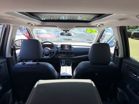 Certified 2024 Nissan Rogue SV w/ SV Premium Package image 37