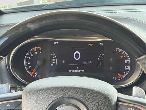 Used 2015 Jeep Grand Cherokee Overland image 30