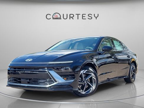New 2026 Hyundai Sonata SEL image 1