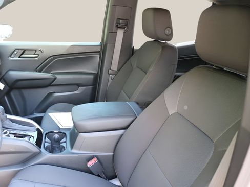 Used 2024 Chevrolet Colorado Trail Boss w/ Safety Package AWD/4WD image 13