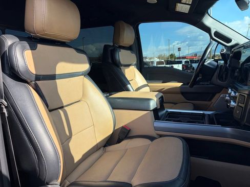 Used 2024 Ford F250 Lariat w/ Lariat Ultimate Package AWD/4WD image 35