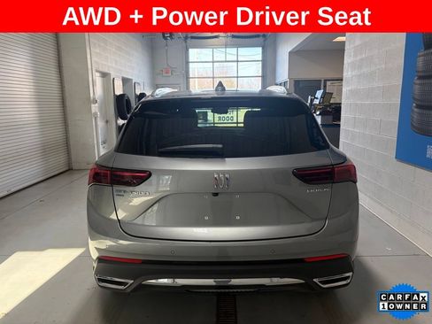 Used 2025 Buick Envision Preferred AWD/4WD image 8