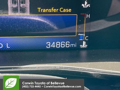 Used 2023 Chevrolet Colorado Z71 w/ Z71 Convenience Package 2 AWD/4WD image 16