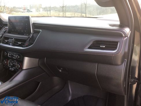 Used 2021 Chevrolet Suburban RST w/ Luxury Package image 30