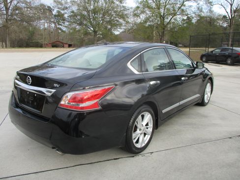 Used 2015 Nissan Altima 2.5 SV w/ Convenience Package image 27
