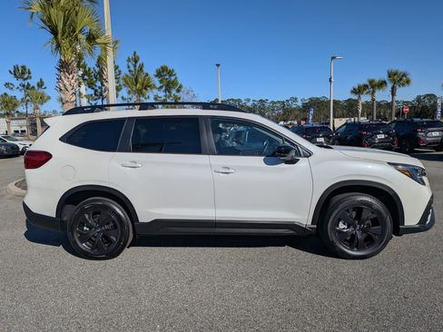 Used 2026 Subaru Ascent Premium AWD/4WD image 3