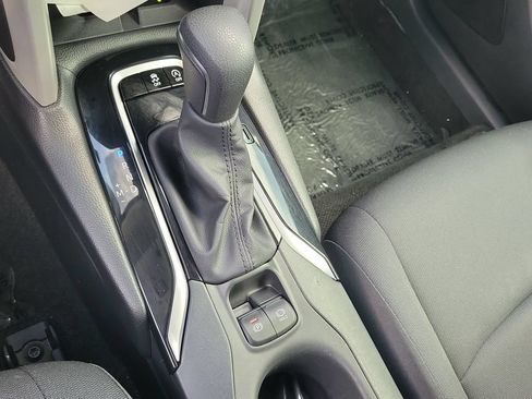 Certified 2024 Toyota Corolla Cross LE FWD image 18