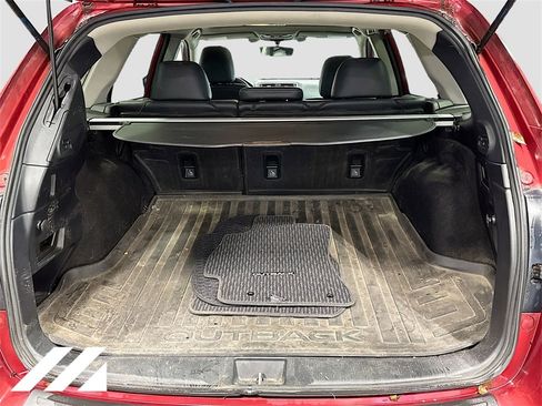 Used 2019 Subaru Outback 2.5i Limited w/ Popular Package #2 image 28