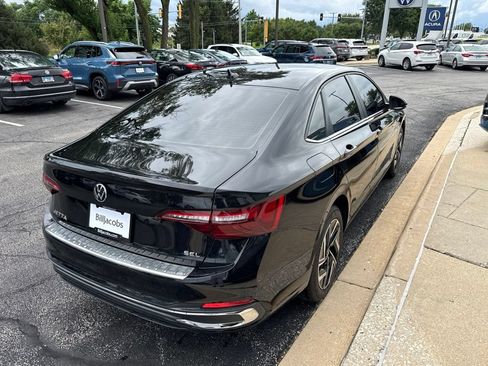Used 2023 Volkswagen Jetta SEL FWD image 6