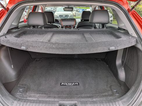Used 2020 Hyundai Kona Limited w/ Cargo Package FWD image 13