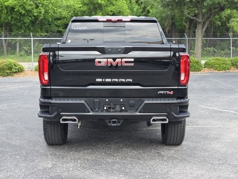 Certified 2025 GMC Sierra 1500 AT4 w/ AT4 Premium Package AWD/4WD image 5