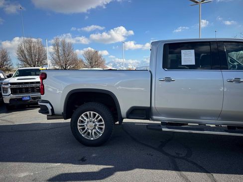 Used 2023 Chevrolet Silverado 3500 High Country w/ Z71 Off-Road Package image 8