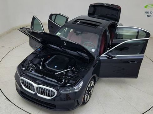 Used 2026 BMW 540i xDrive image 90