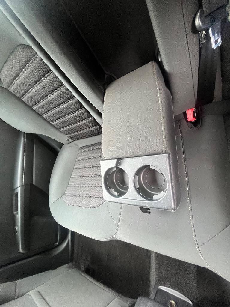 Used 2018 Ford Fusion SE FWD image 32