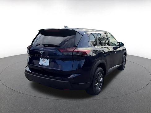 Used 2026 Nissan Rogue SV FWD image 14